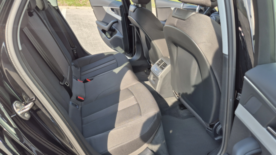 AUDI A4 A4 40 TFSI mHEV Advanced S tronic