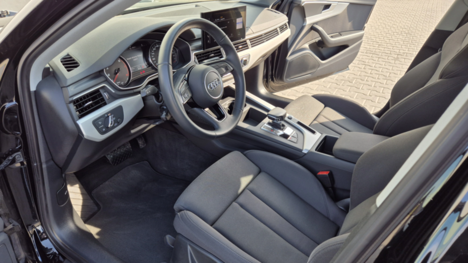 AUDI A4 A4 40 TFSI mHEV Advanced S tronic