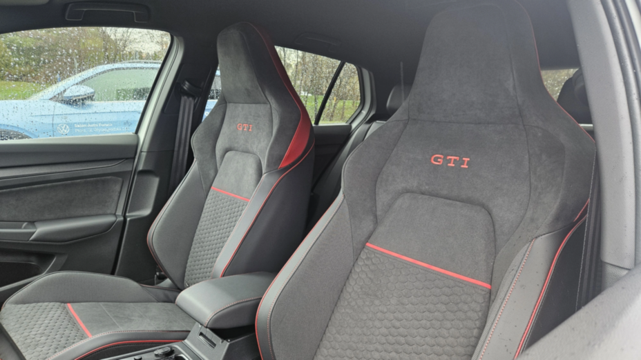 VOLKSWAGEN Golf Golf VIII 2.0 TSI GTI Clubsport DSG Nowy