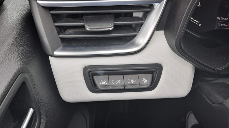RENAULT Clio Clio 1.3 TCe Techno