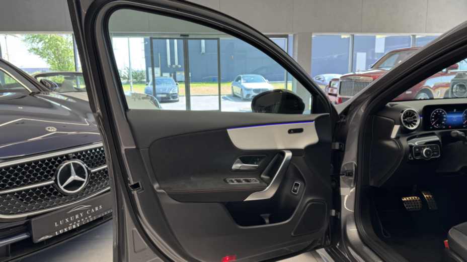 MERCEDES-BENZ A Klasa A 200 AMG Line 7G-DCT