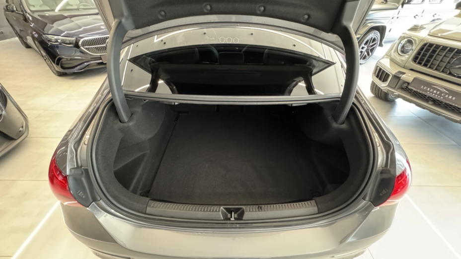 MERCEDES-BENZ A Klasa A 200 AMG Line 7G-DCT