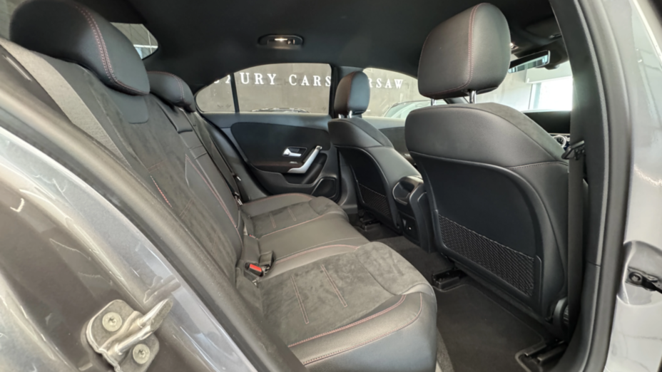 MERCEDES-BENZ A Klasa A 200 AMG Line 7G-DCT