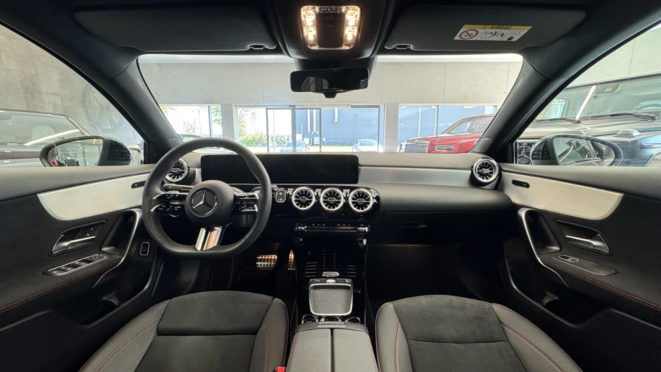 MERCEDES-BENZ A Klasa A 200 AMG Line 7G-DCT