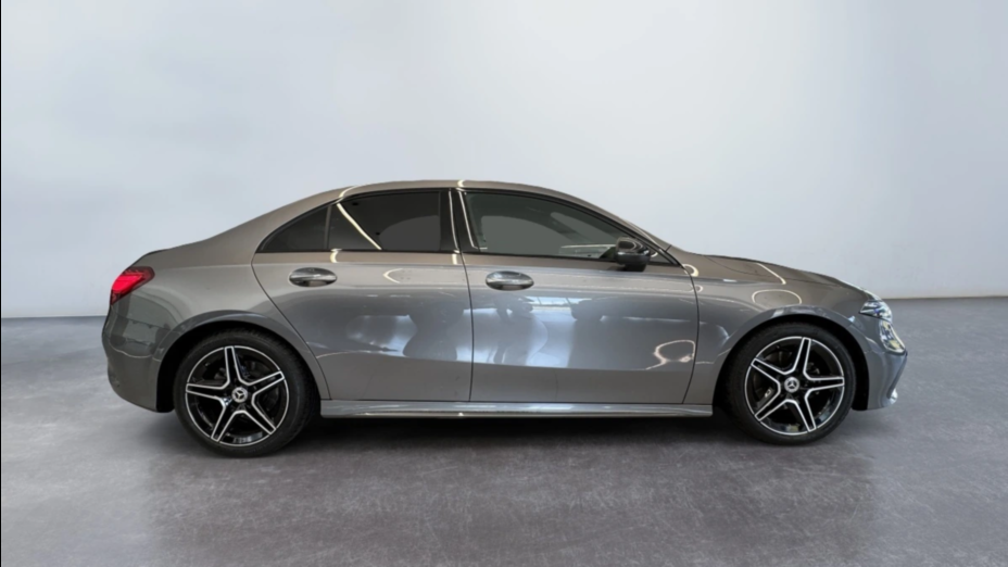 MERCEDES-BENZ A Klasa A 200 AMG Line 7G-DCT