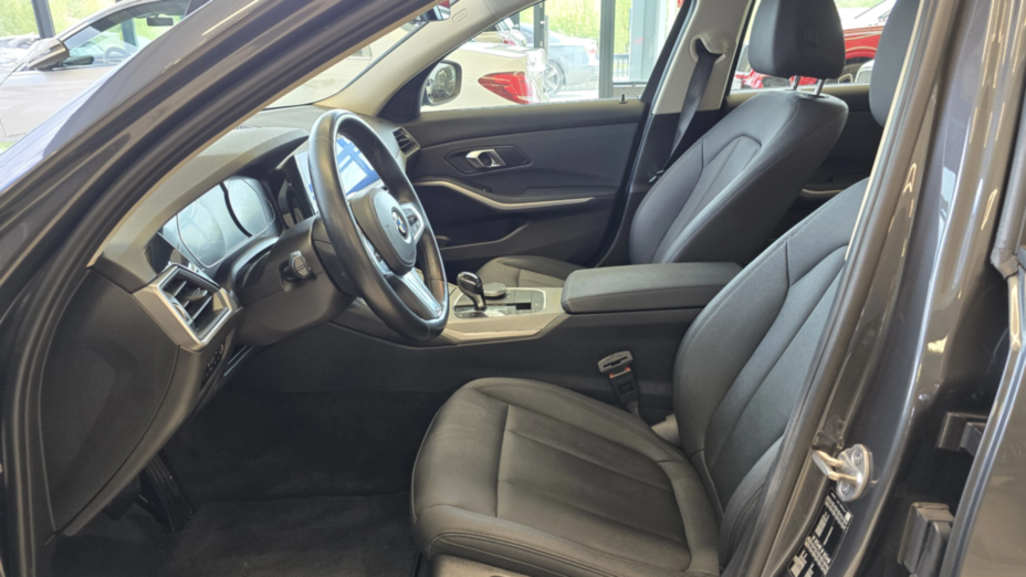 BMW Seria 3 320d Advantage aut