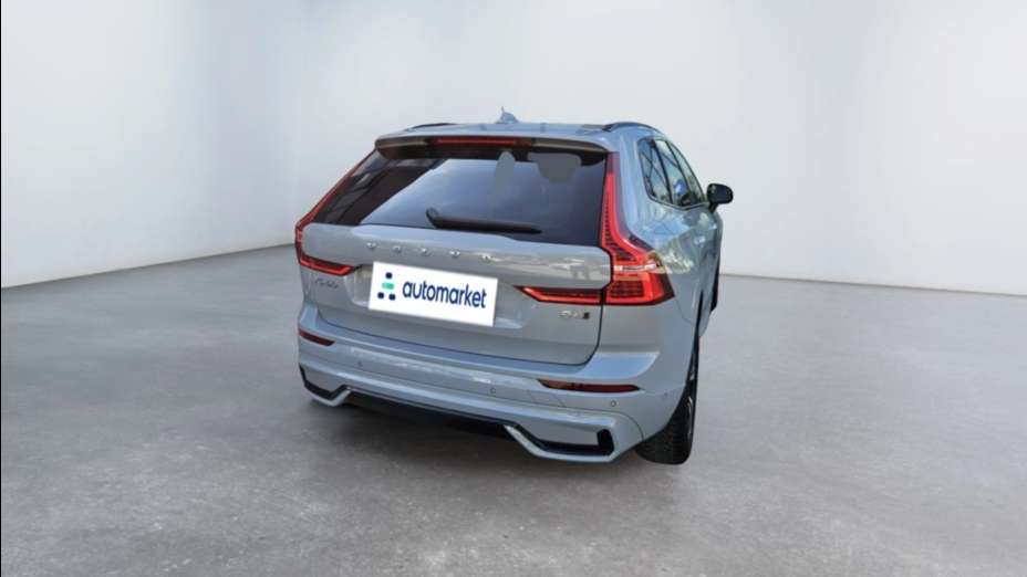VOLVO XC60 XC60 B4 D AWD Plus Dark aut
