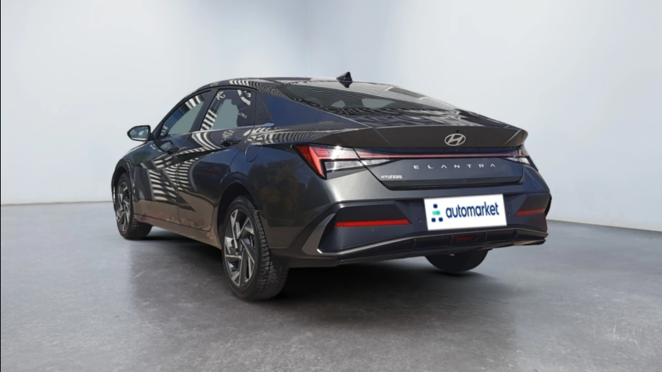 HYUNDAI Elantra Elantra 1.6 Smart CVT