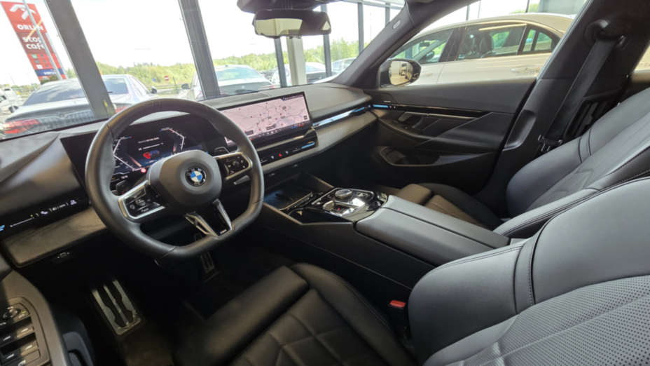 BMW Seria 5 520d xDrive mHEV M Sport aut