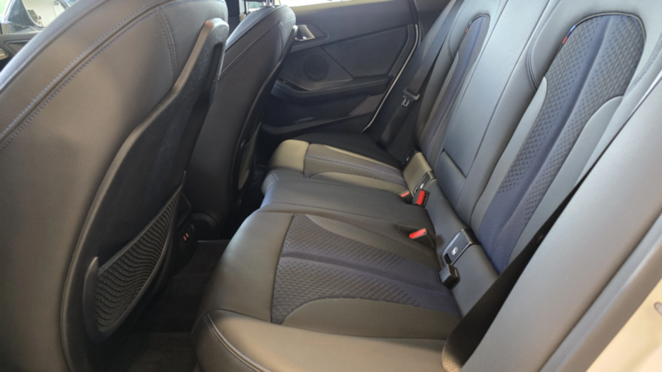 BMW Seria 2 218i M Sport aut