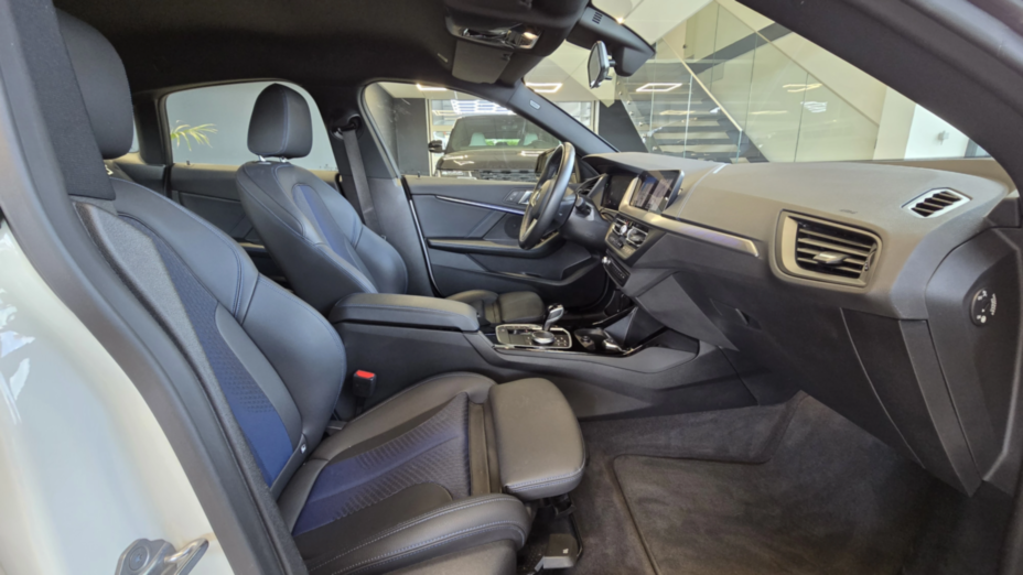 BMW Seria 2 218i M Sport aut
