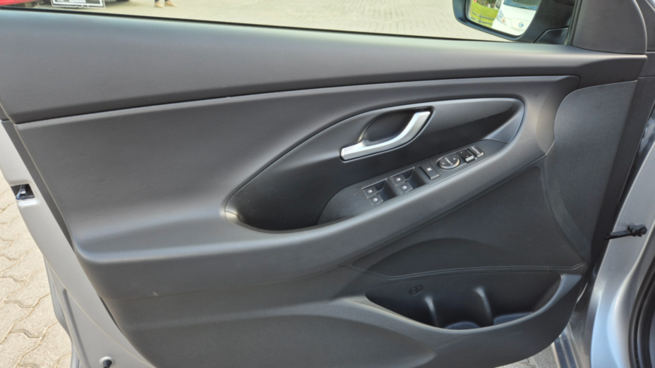 HYUNDAI i30 i30 1.5 T-GDI 48V Smart DCT