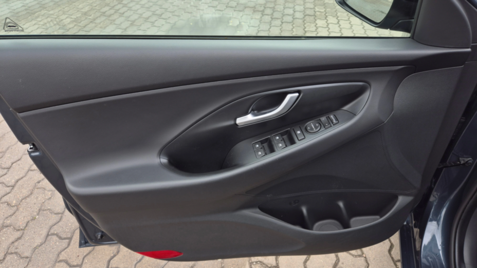 HYUNDAI i30 i30 1.5 T-GDI 48V Smart