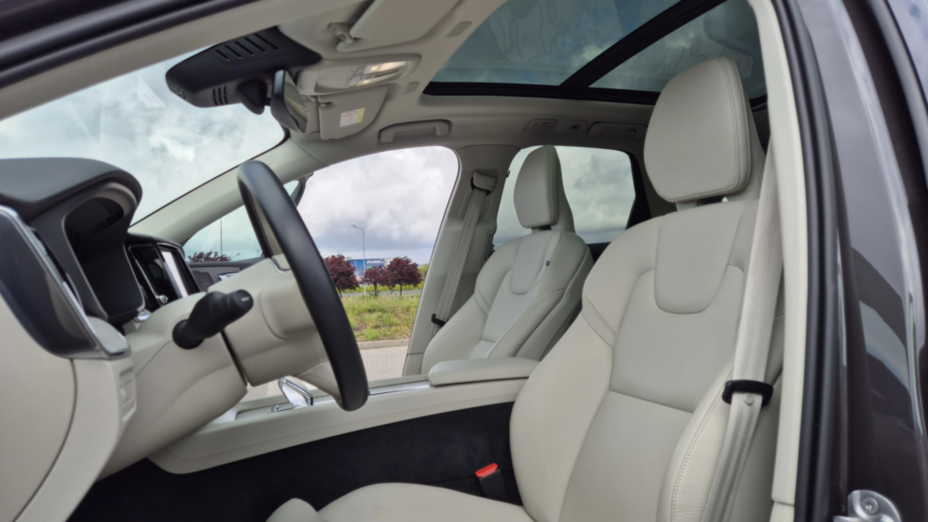 VOLVO XC60 XC60 T8 Plug-In Hybrid AWD Inscription aut