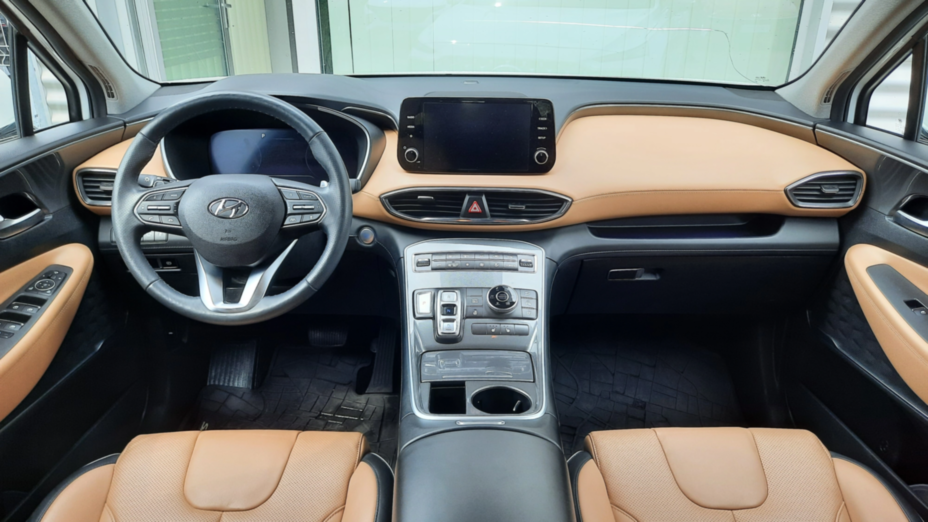 HYUNDAI Santa Fe Santa Fe 1.6 T-GDI PHEV Executive 4WD aut