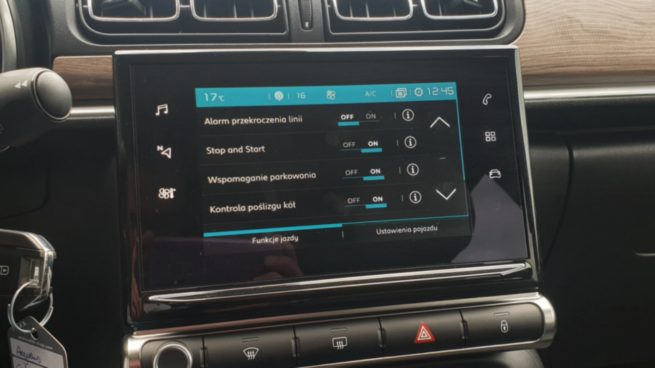 CITROEN C3 C3 1.2 PureTech Shine EAT6