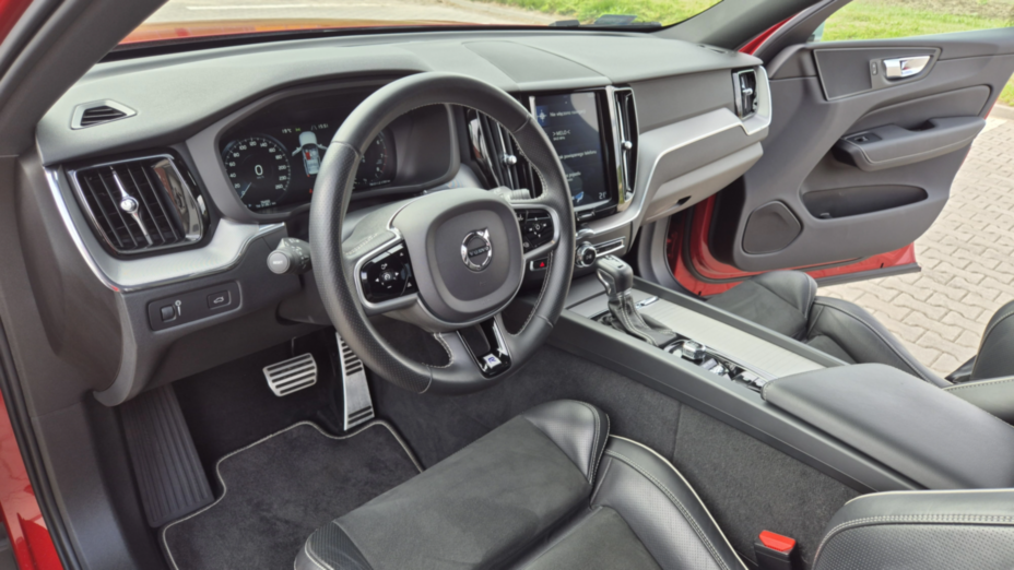 VOLVO XC60 XC60 T4 R-Design aut