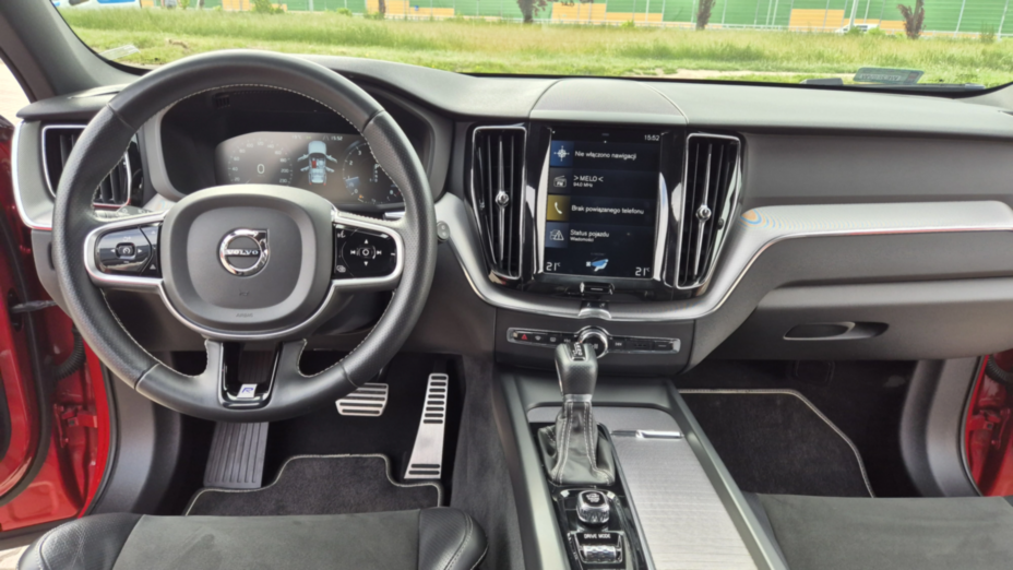 VOLVO XC60 XC60 T4 R-Design aut
