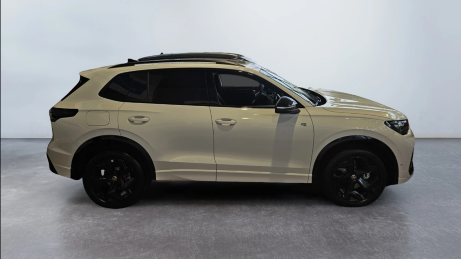 VOLKSWAGEN Tiguan Tiguan 2.0 TSI 4Mot. R-Line Plus DSG Nowy