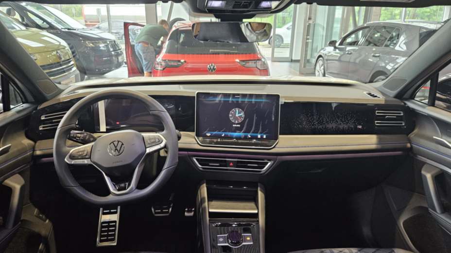 VOLKSWAGEN Tiguan Tiguan 2.0 TSI 4Mot. R-Line Plus DSG Nowy