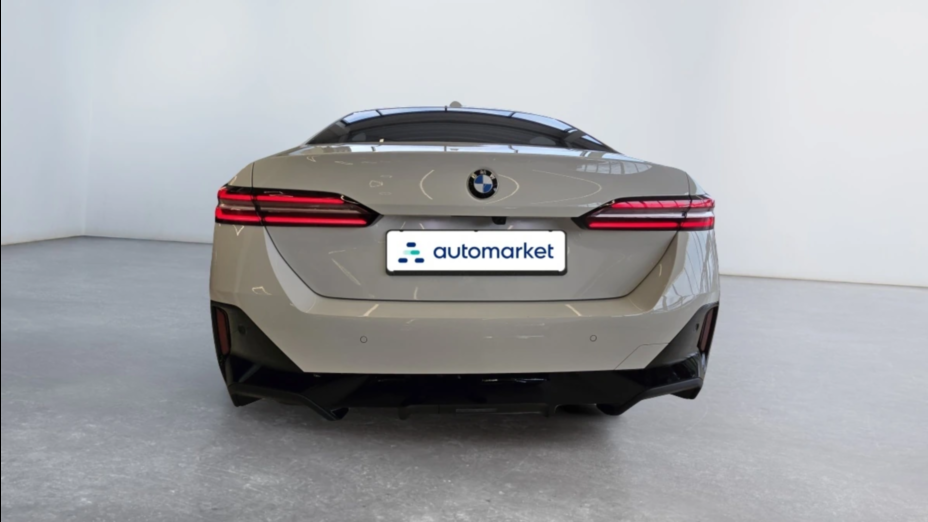 BMW Seria 5 520i mHEV M Sport aut