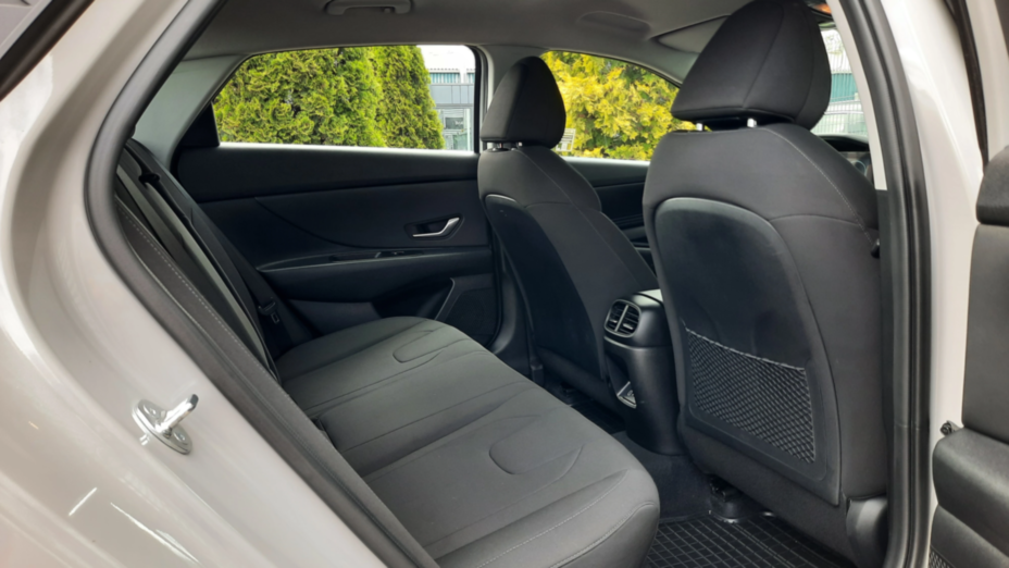 HYUNDAI Elantra Elantra 1.6 Smart CVT