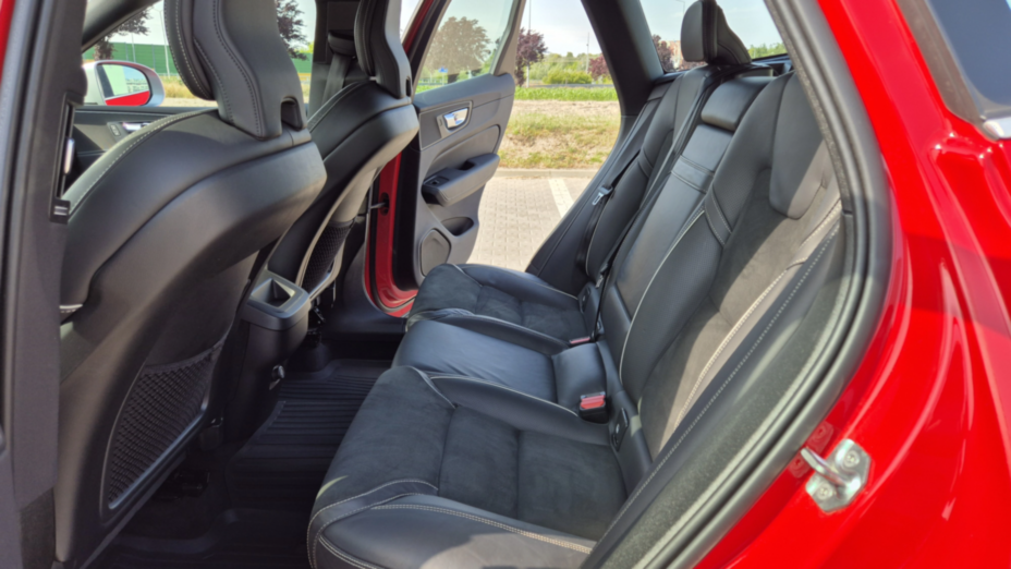 VOLVO XC60 XC60 T4 R-Design aut