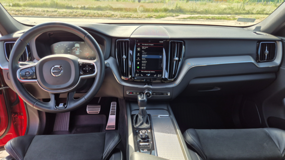 VOLVO XC60 XC60 T4 R-Design aut
