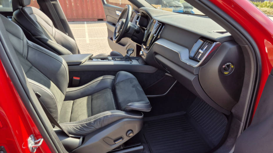 VOLVO XC60 XC60 T4 R-Design aut