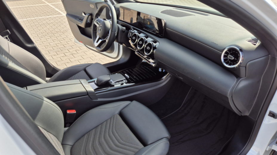 MERCEDES-BENZ A Klasa A 180 Style 7G-DCT