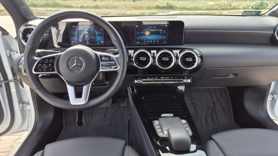 MERCEDES-BENZ A Klasa A 180 Style 7G-DCT