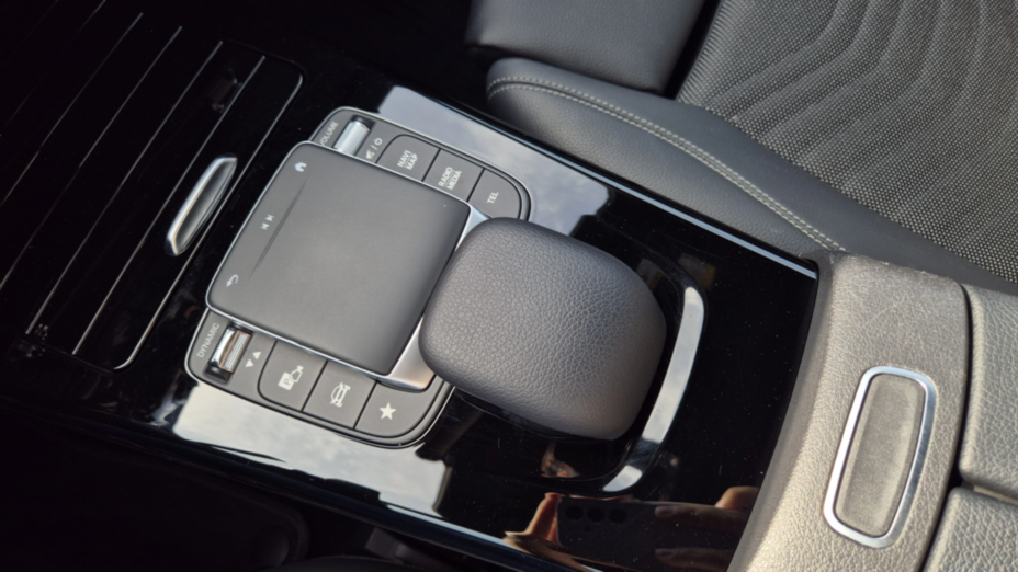 MERCEDES-BENZ A Klasa A 180 Style 7G-DCT