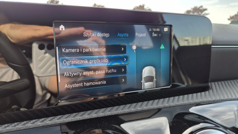 MERCEDES-BENZ A Klasa A 180 Style 7G-DCT