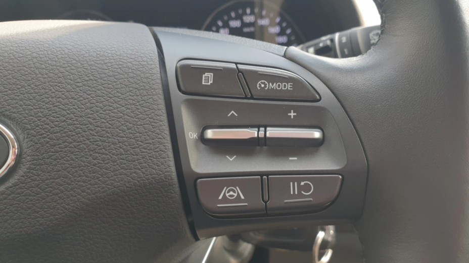 HYUNDAI i30 i30 1.5 DPI Classic +