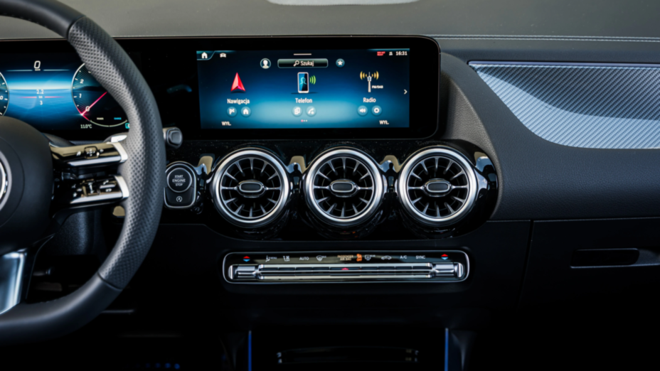 MERCEDES-BENZ GLA GLA 220 mHEV 4-Matic AMG Line 8G-DCT Nowy