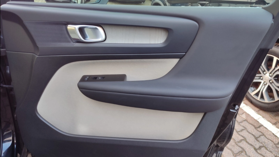 VOLVO XC40 XC40 T4 Plug-In Hybrid Inscription Expression Pro aut
