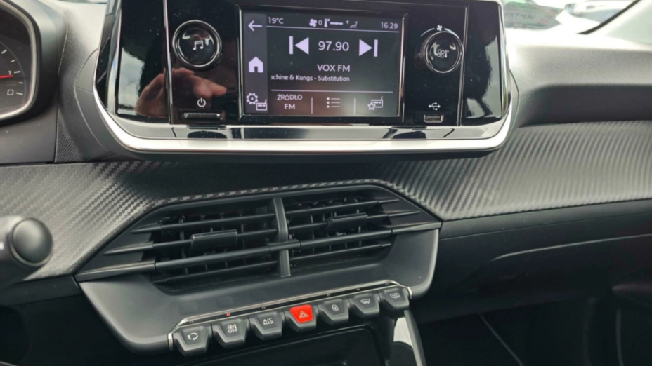 PEUGEOT 208 208 1.2 PureTech Like S&S