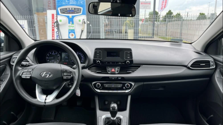 HYUNDAI i30 i30 1.5 DPI Classic +