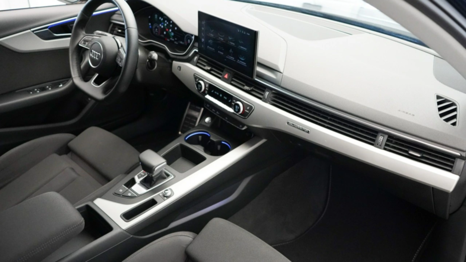 AUDI A4 A4 40 TFSI mHEV S tronic