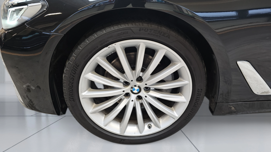 BMW Seria 5 520d xDrive mHEV Luxury Line aut