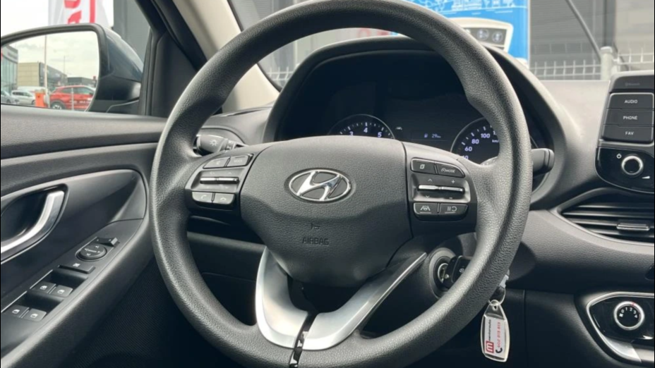 HYUNDAI i30 i30 1.5 DPI Classic +