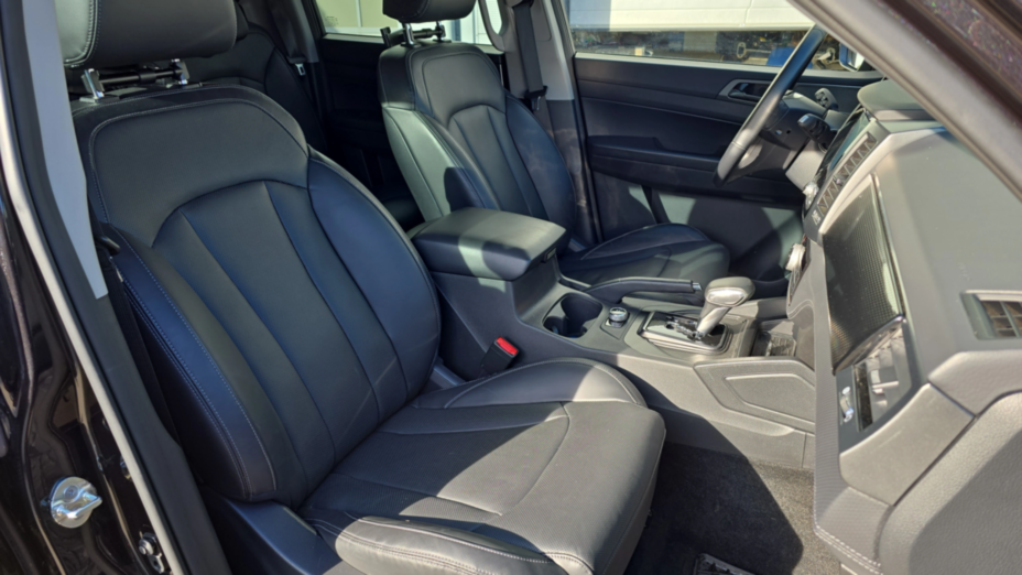 KGM / SSANGYONG Musso Musso Grand 2.2 Sapphire 4WD aut