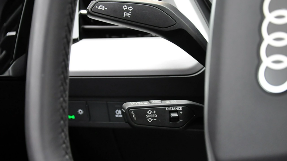 AUDI Q4 Q4 e-tron 40 77kWh Advanced