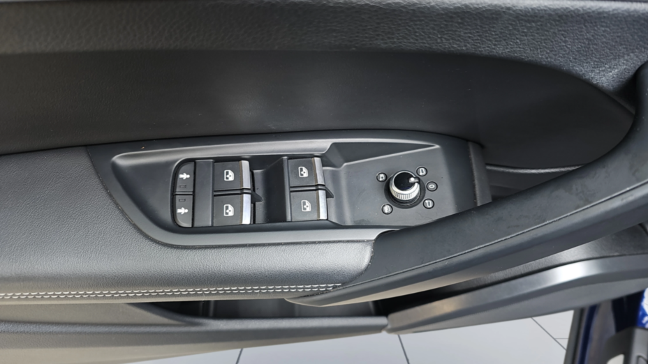 AUDI Q5 Q5 40 TDI mHEV Quattro S Line S tronic