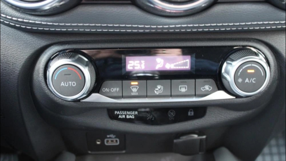 NISSAN Juke Juke 1.0 DIG-T N-Connecta