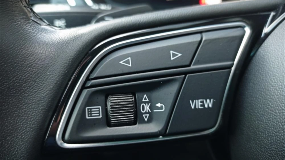 AUDI A4 A4 35 TFSI mHEV Advanced S tronic