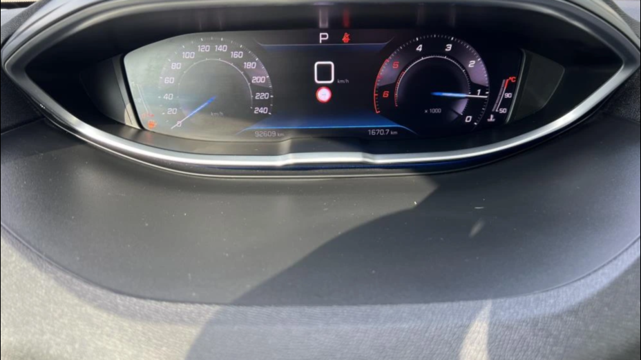 PEUGEOT 3008 3008 1.5 BlueHDi Allure S&S EAT8