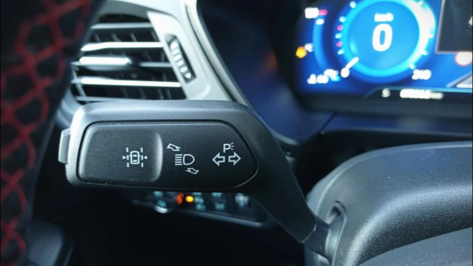 FORD Kuga Kuga 1.5 EcoBoost FWD ST-Line X
