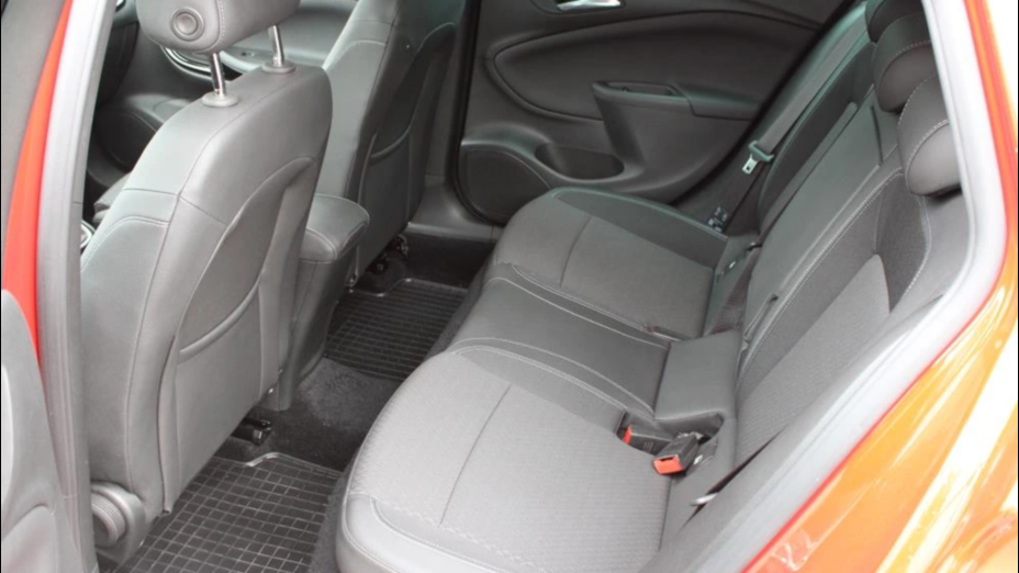 OPEL Astra Astra V 1.4 T Elite