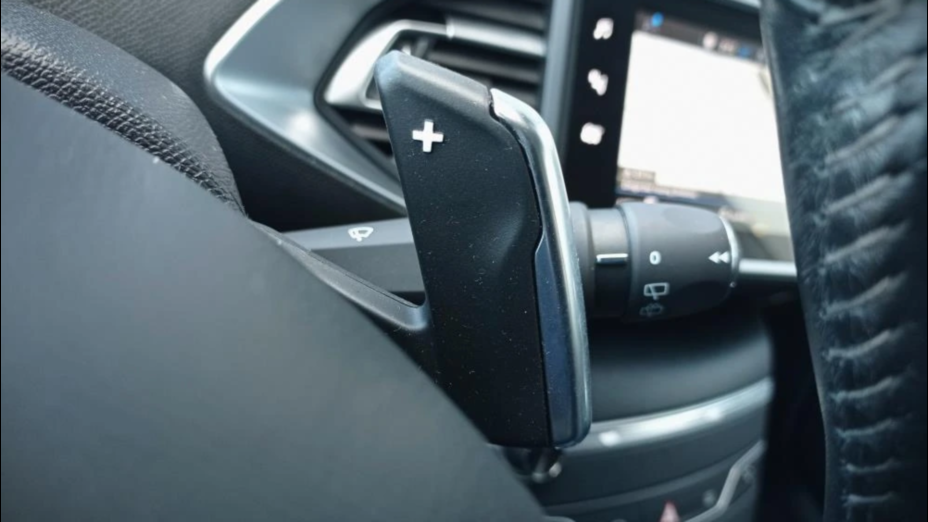 PEUGEOT 308 308 SW 1.5 BlueHDi Allure S&S EAT8